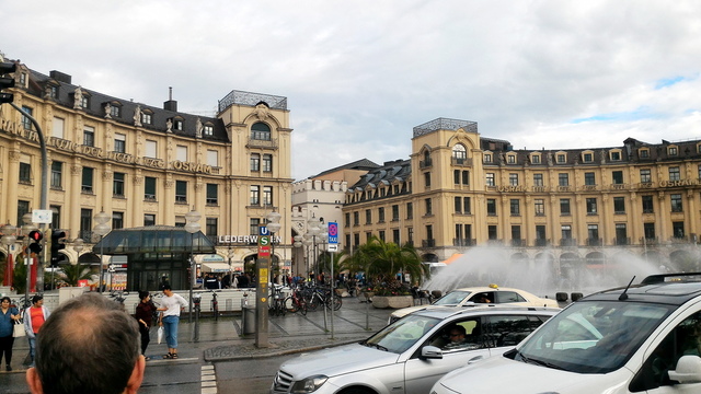 P_20160611_182301-1.jpg - 2016德國之旅